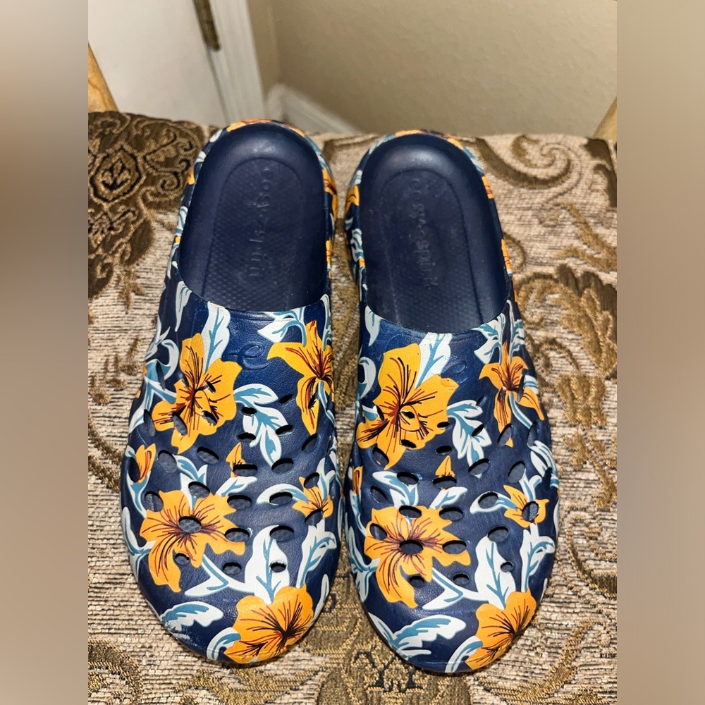 Easy Spirit Clogs